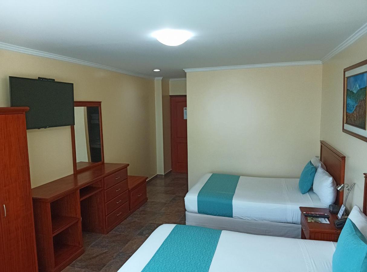 Hotel El Marques Atacames Eksteriør billede