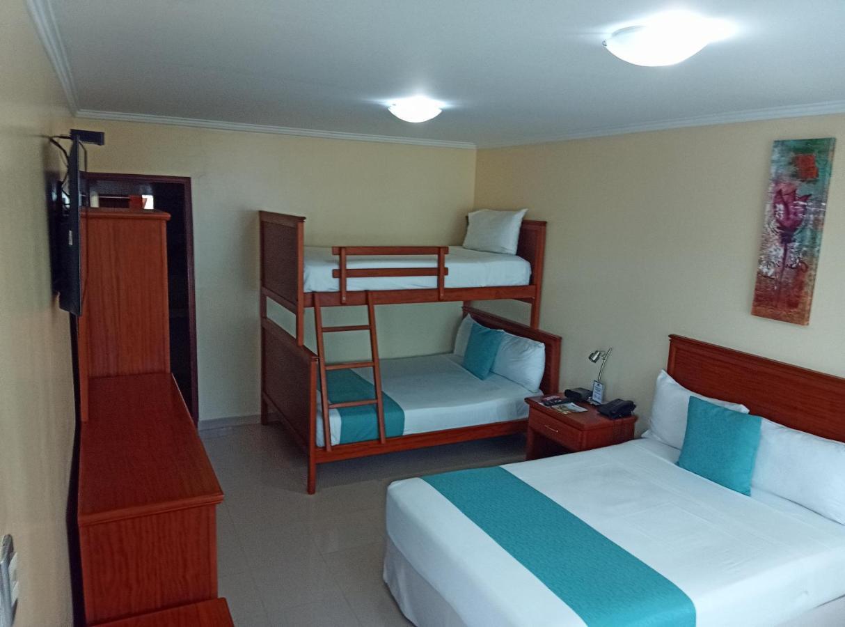 Hotel El Marques Atacames Eksteriør billede
