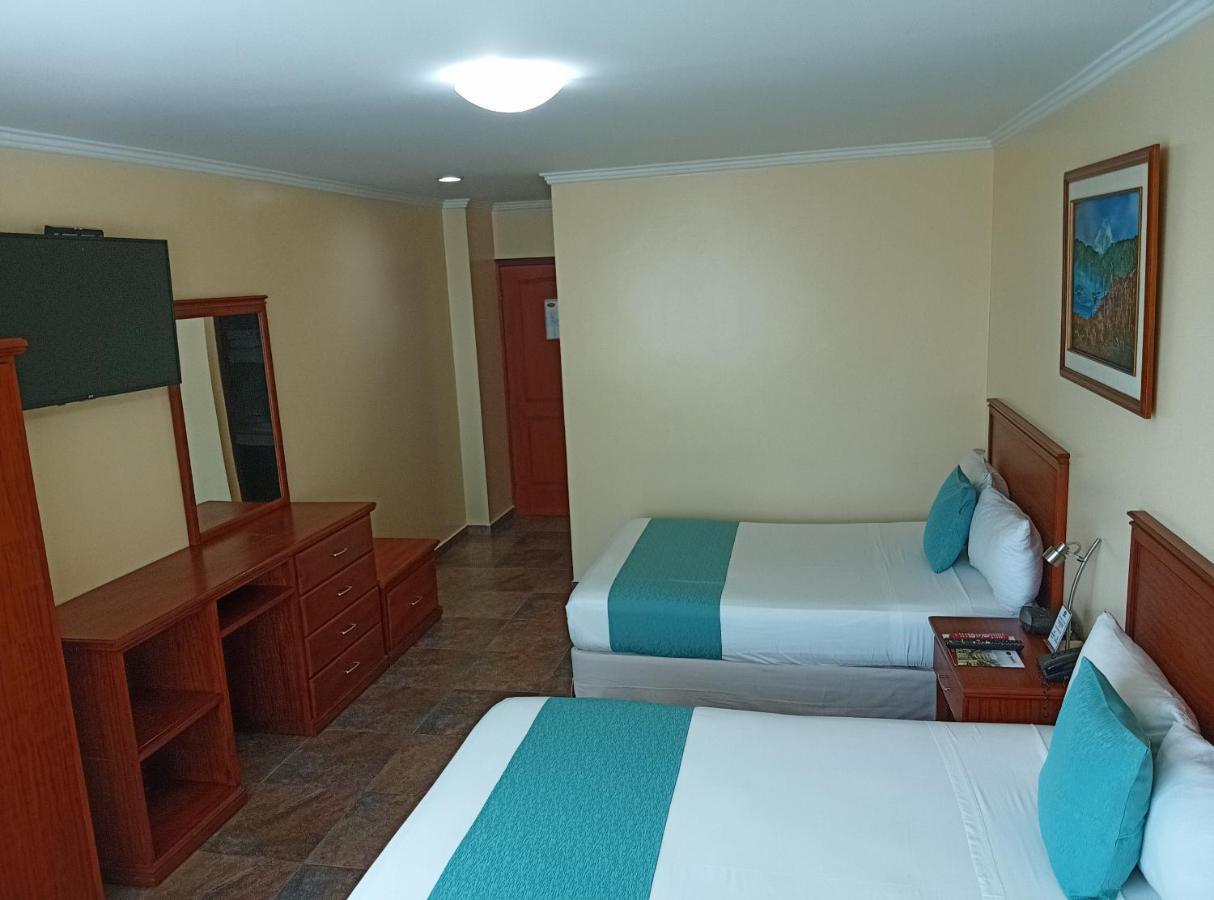 Hotel El Marques Atacames Eksteriør billede