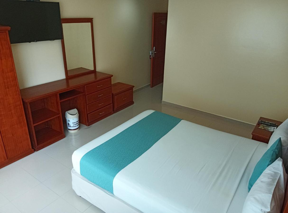 Hotel El Marques Atacames Eksteriør billede