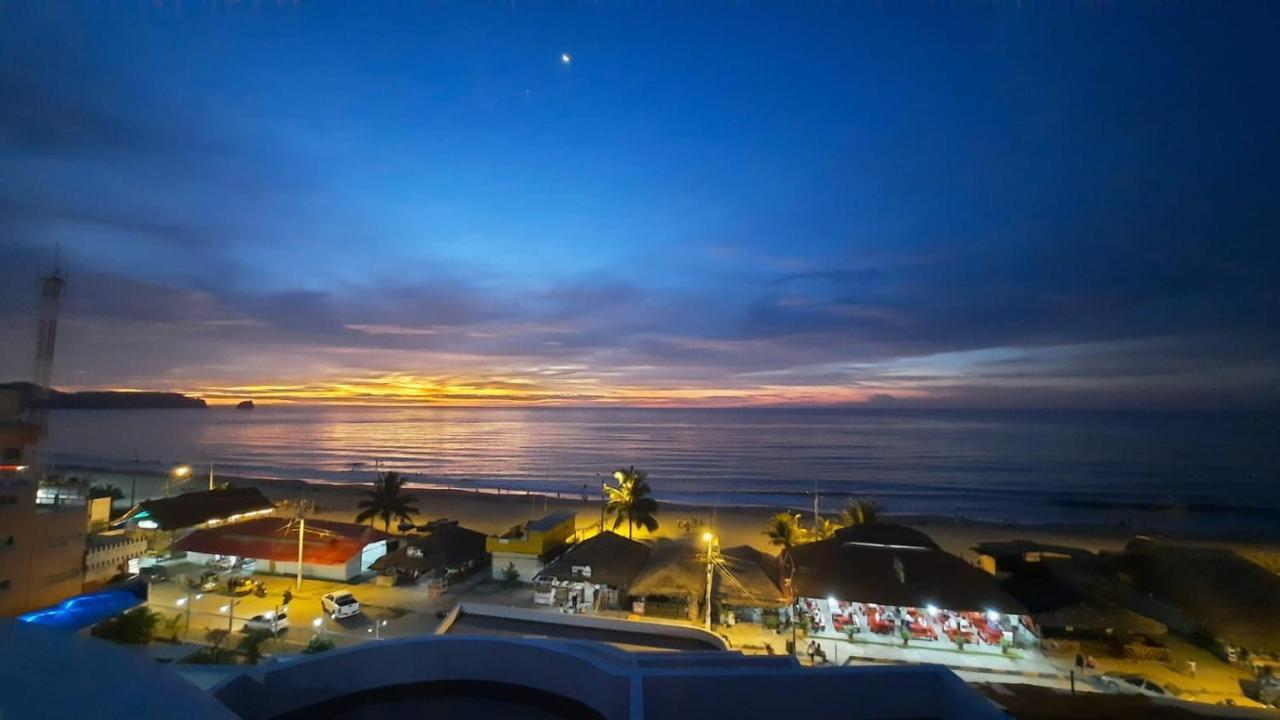 Hotel El Marques Atacames Eksteriør billede