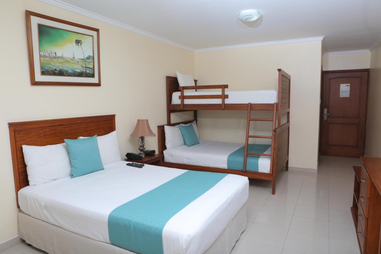 Hotel El Marques Atacames Eksteriør billede